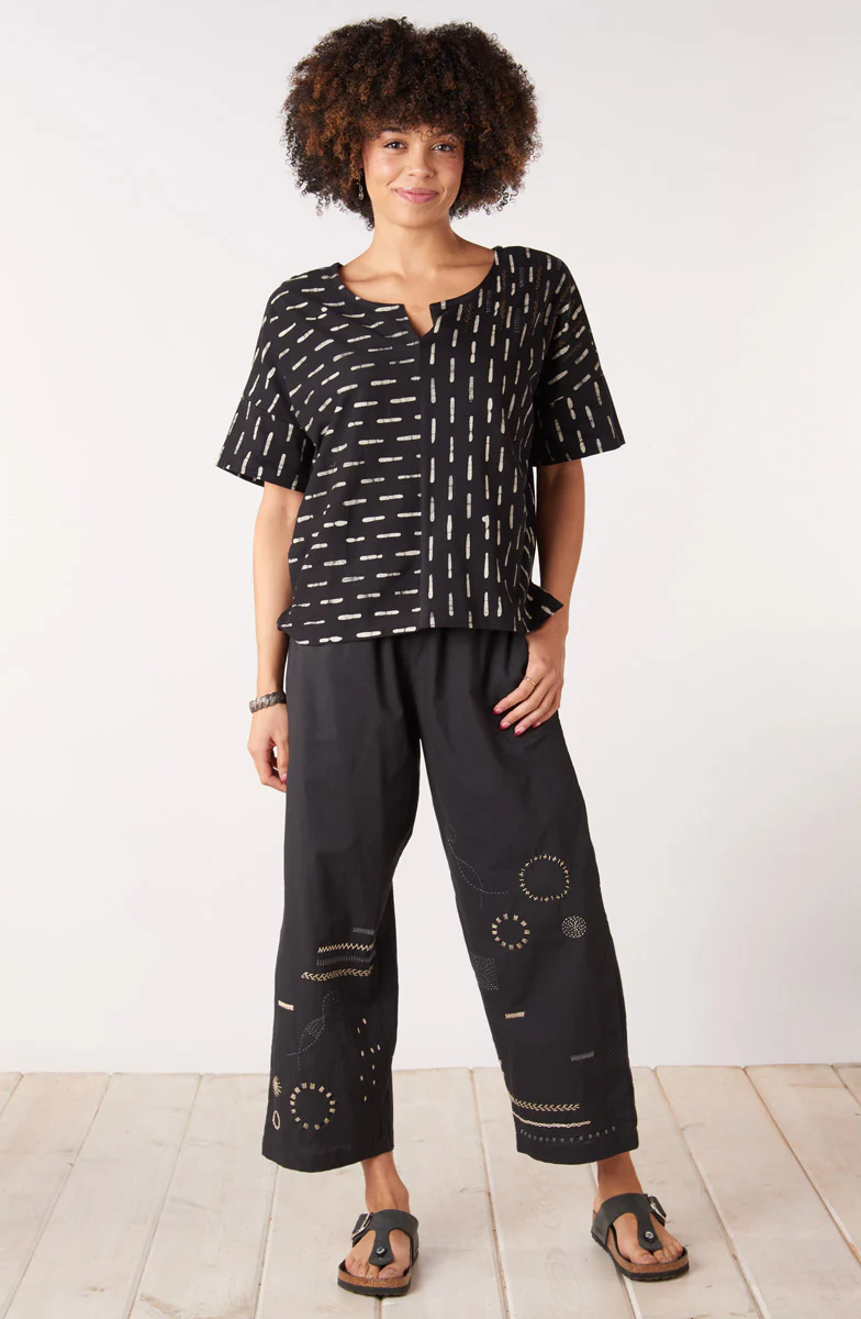 Amara Batik Knit Boxy Top - Black - Image 3