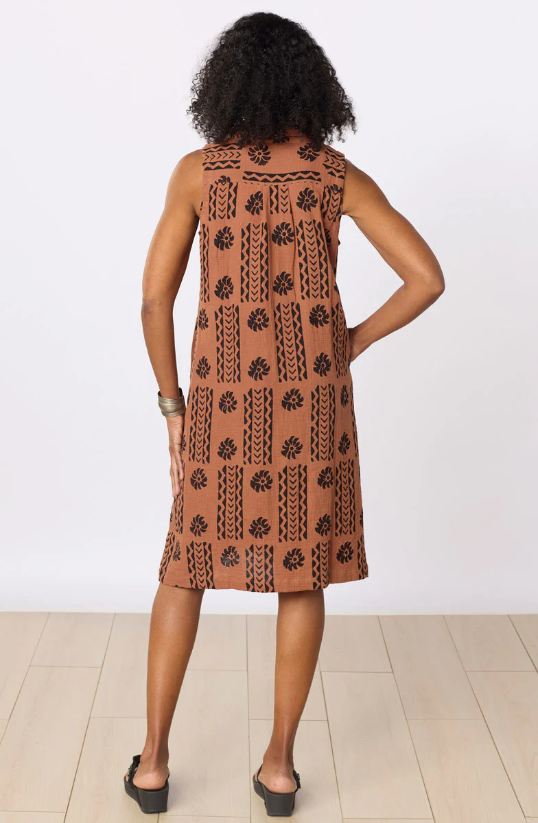 Ameera Cotton Double Gauze Sleeveless Dress - Jaggery/Black - Image 5