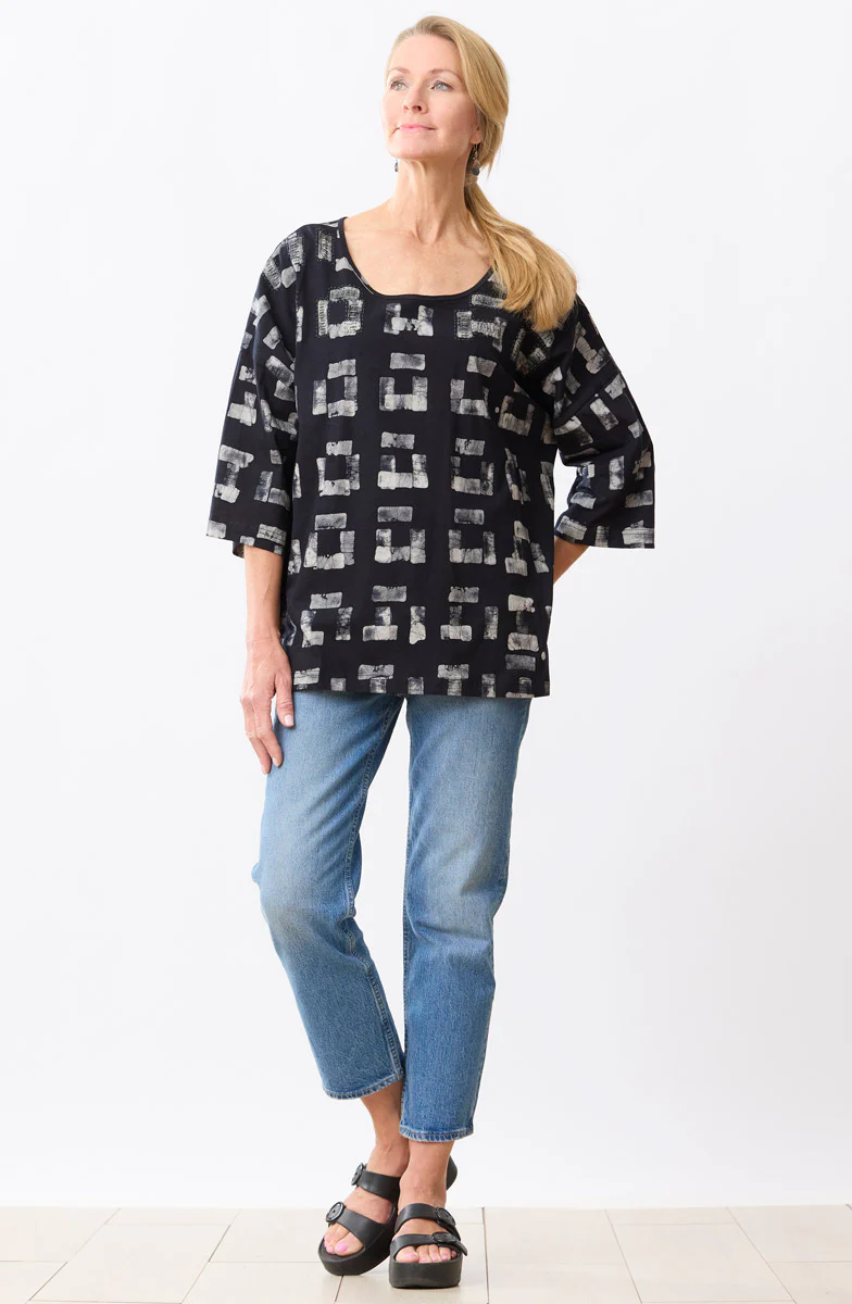 Bhavya Batik Print Scoop-Neck Tee - Black - Image 5