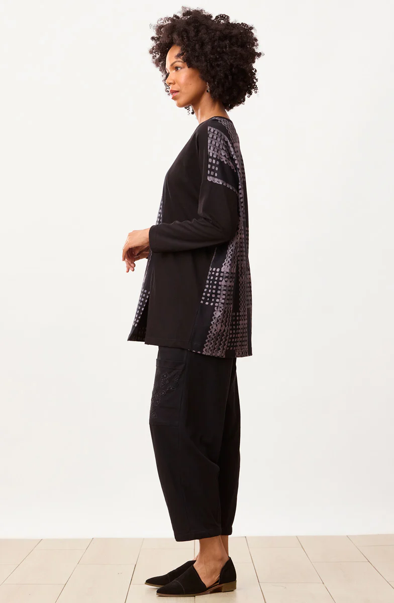 Farida Batik Print Jersey Oversized Tee - Black/Slate - Image 5