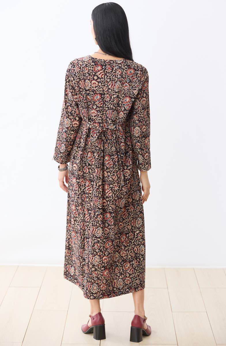 Geethali Mixed Print V-Neck Maxi Dress - Black/Multi - Image 5