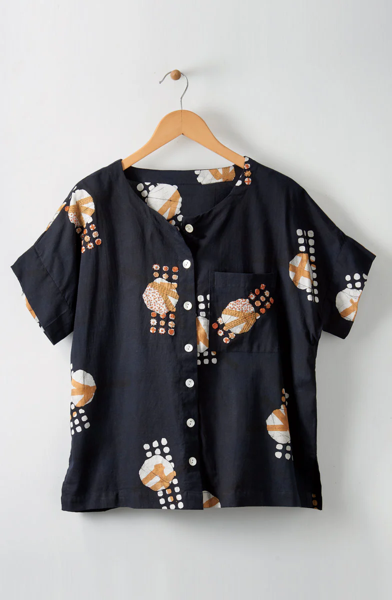 Gopa Round-Neck Button Top - Black/Soft white - Image 2