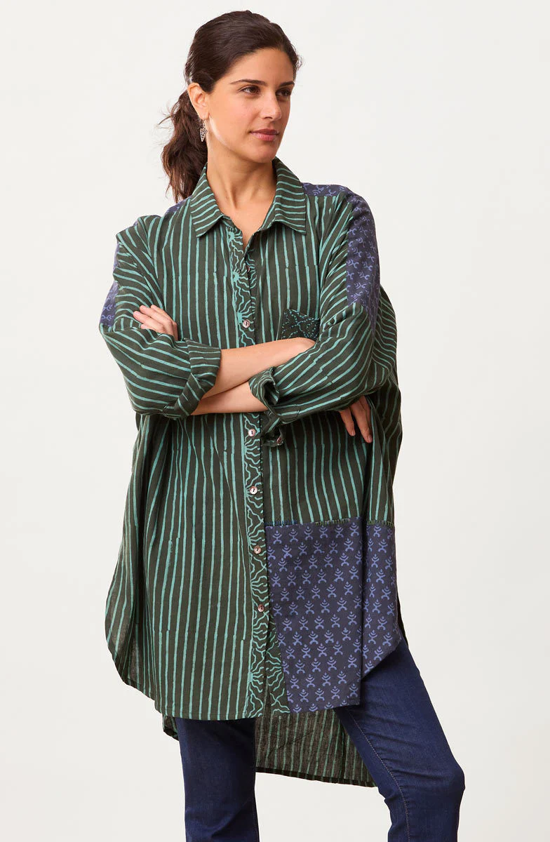 Hanifa Long-Sleeve High-Low Hem Big Shirt - Dusty teal/Multi