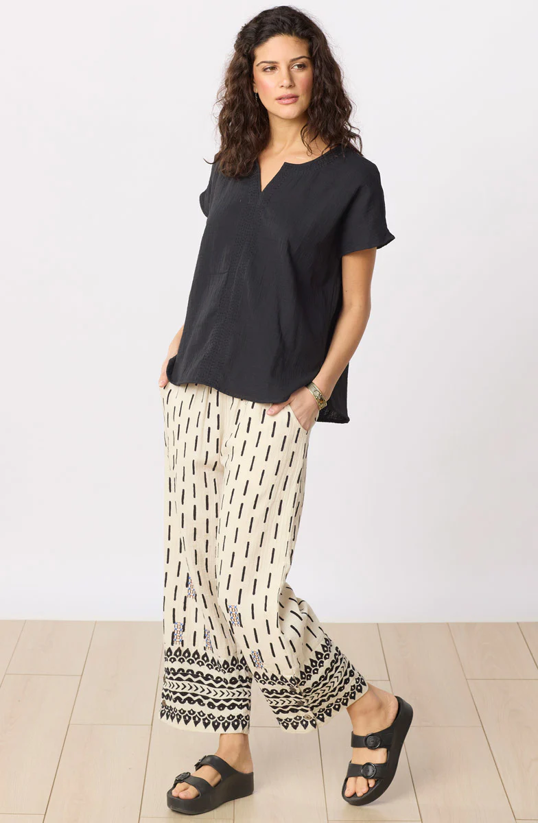 Isha Double Gauze Notch-Neck Top - Image 21