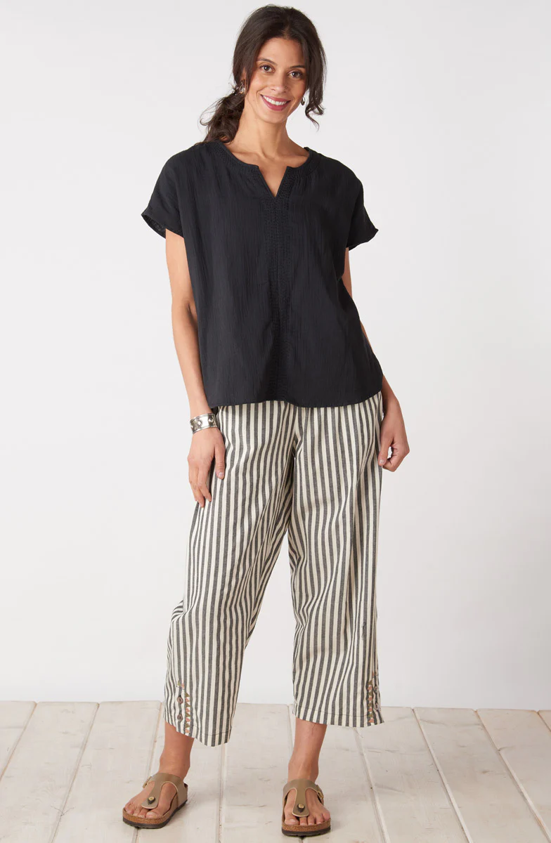 Isha Double Gauze Notch-Neck Top - Image 22