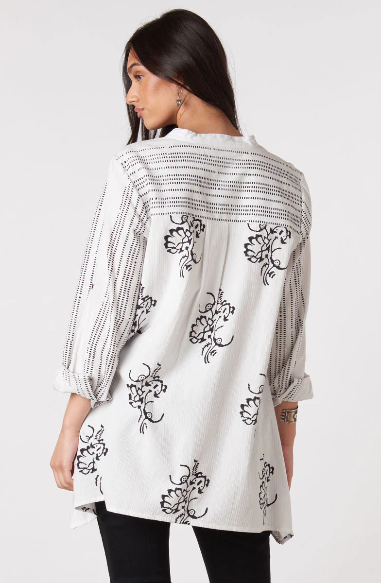Kalpa Roll-Sleeve Handkerchief Hem Shirt - White/Black - Image 4