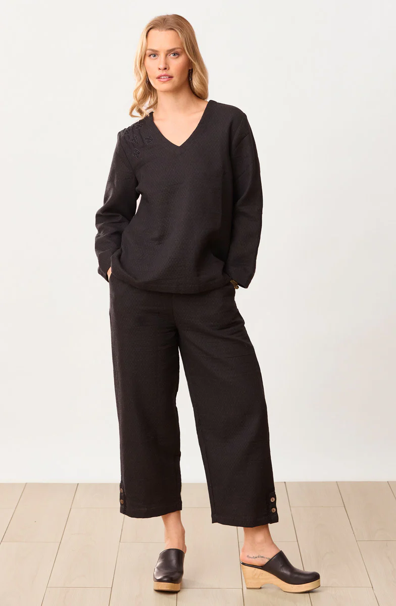 Kesari Matelassé Pull-On Crop Pant - Image 12