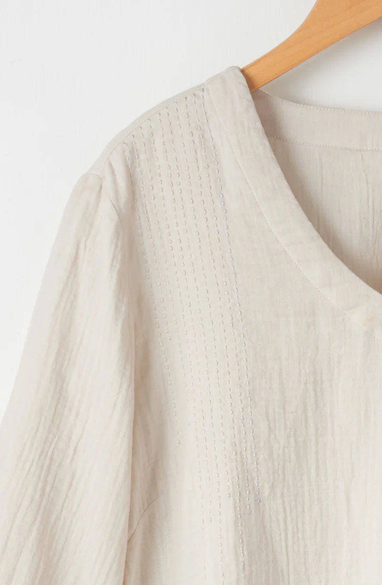 Kochi Double Gauze V-Neck Top - Image 17