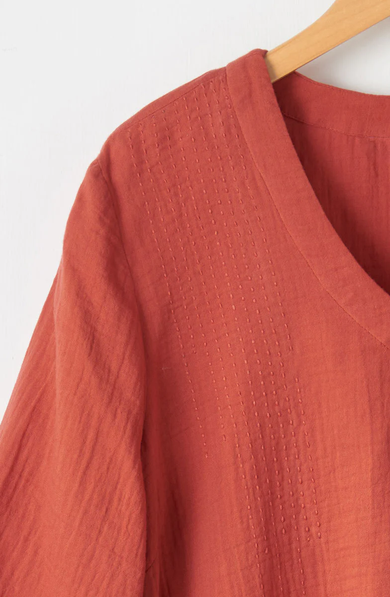 Kochi Double Gauze V-Neck Top - Image 25