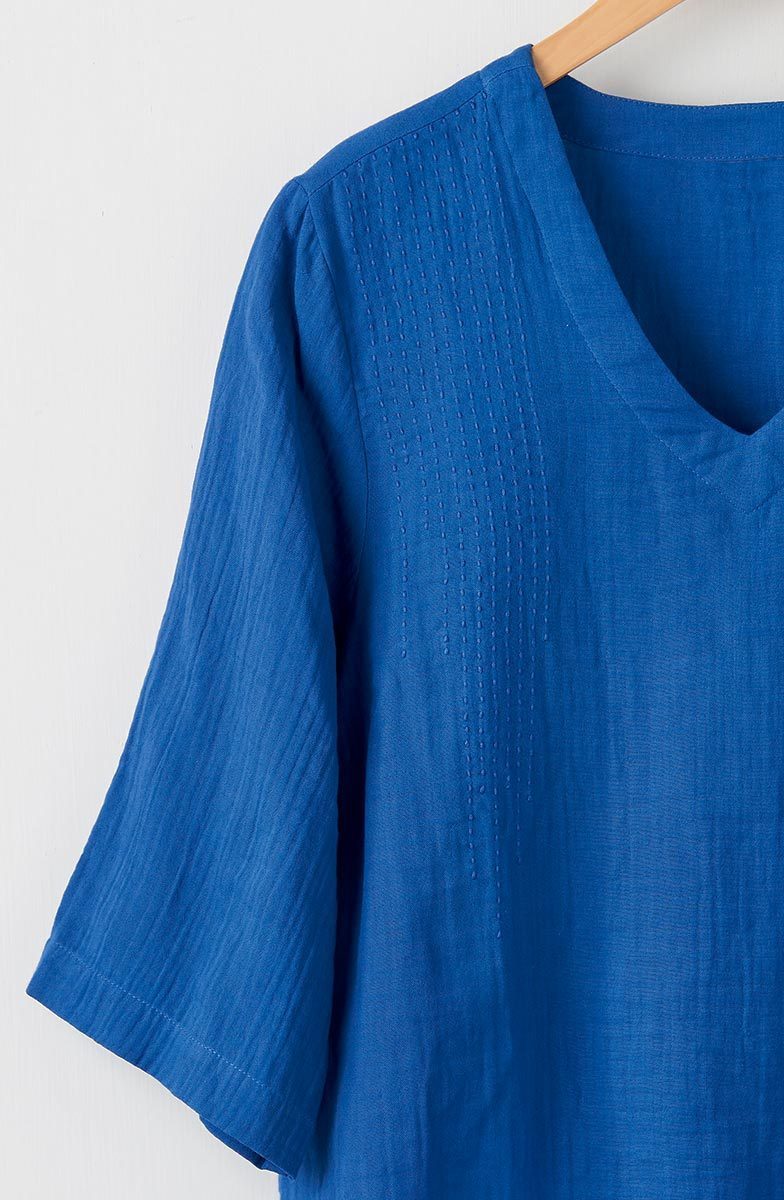 Kochi Double Gauze V-Neck Top - Image 32