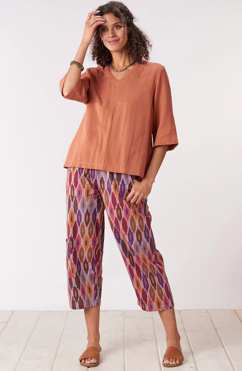 Kochi Double Gauze V-Neck Top - Image 38