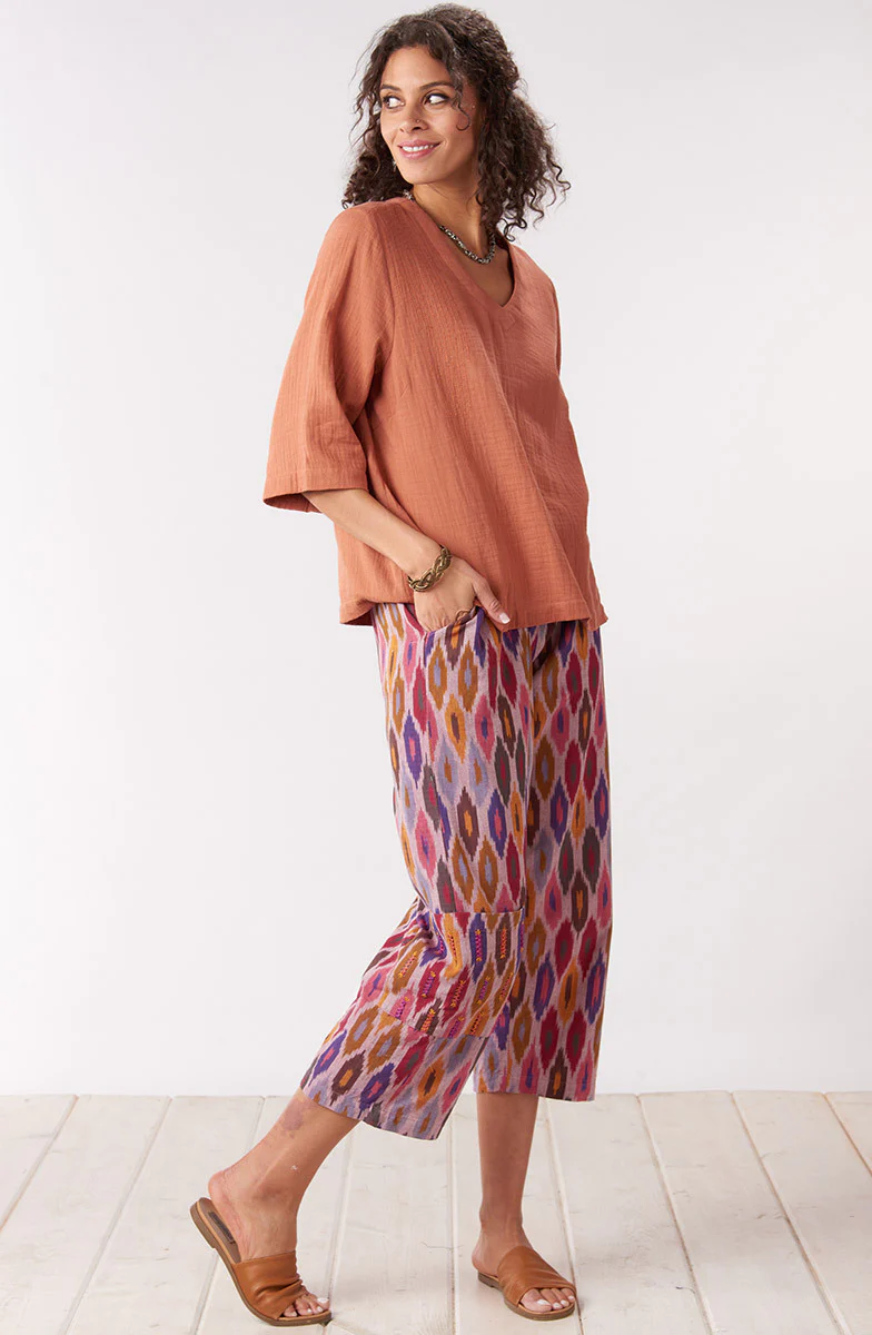 Kochi Double Gauze V-Neck Top - Image 39