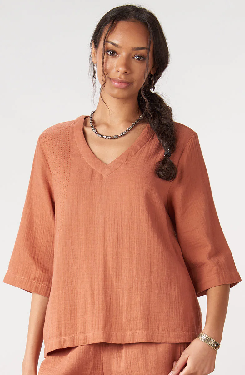 Kochi Double Gauze V-Neck Top - Image 40
