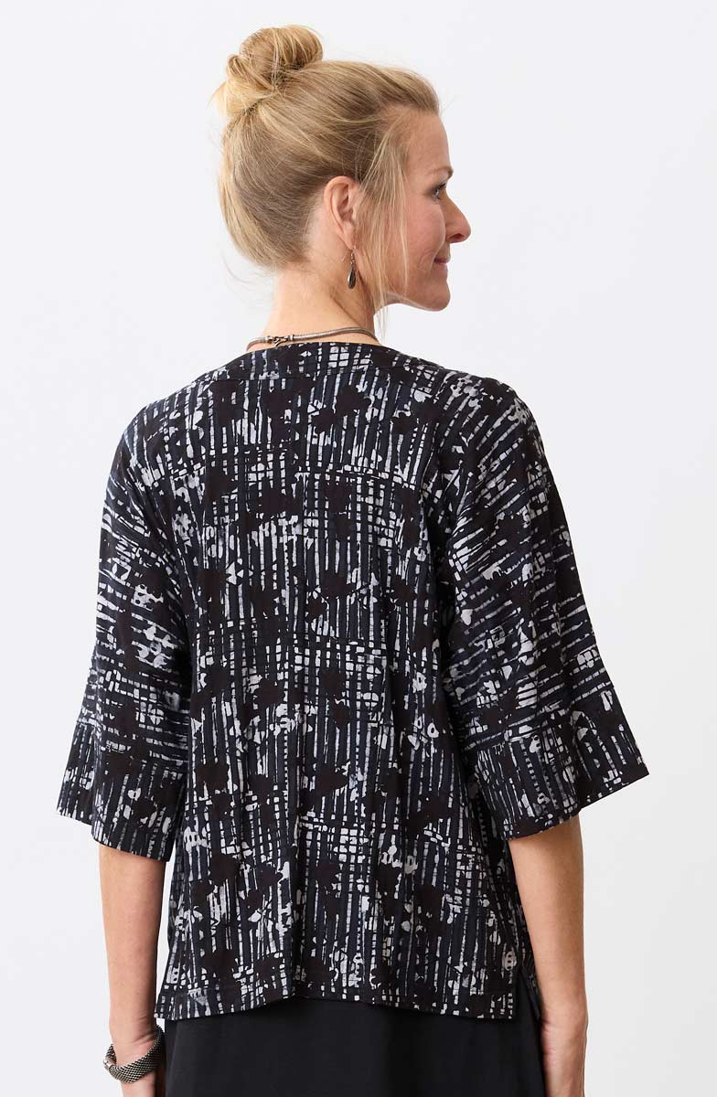 Kolkata Drop-Shoulder Batik Knit Jacket - Black - Image 4