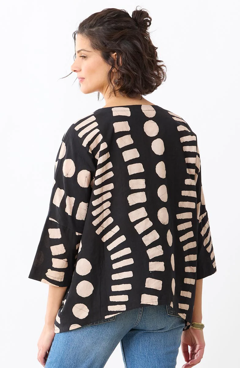 Rimsha 3/4-Sleeve Popover Swing Top - Black/Natural - Image 2