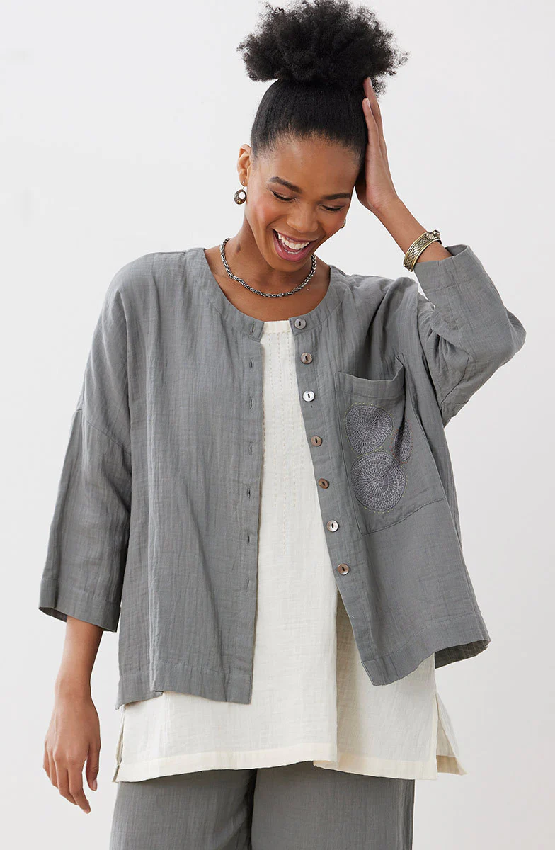 Rishra Cotton Double Gauze Embroidered Jacket - Image 17