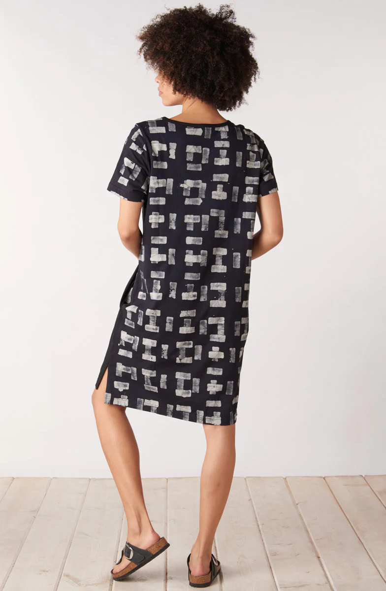 Simran Batik Print Jersey Tunic Dress - Black - Image 5