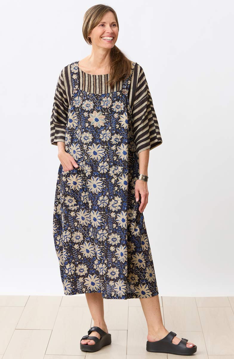 Sujaya Drop-Shoulder Boxy Top - Black/Natural - Image 4