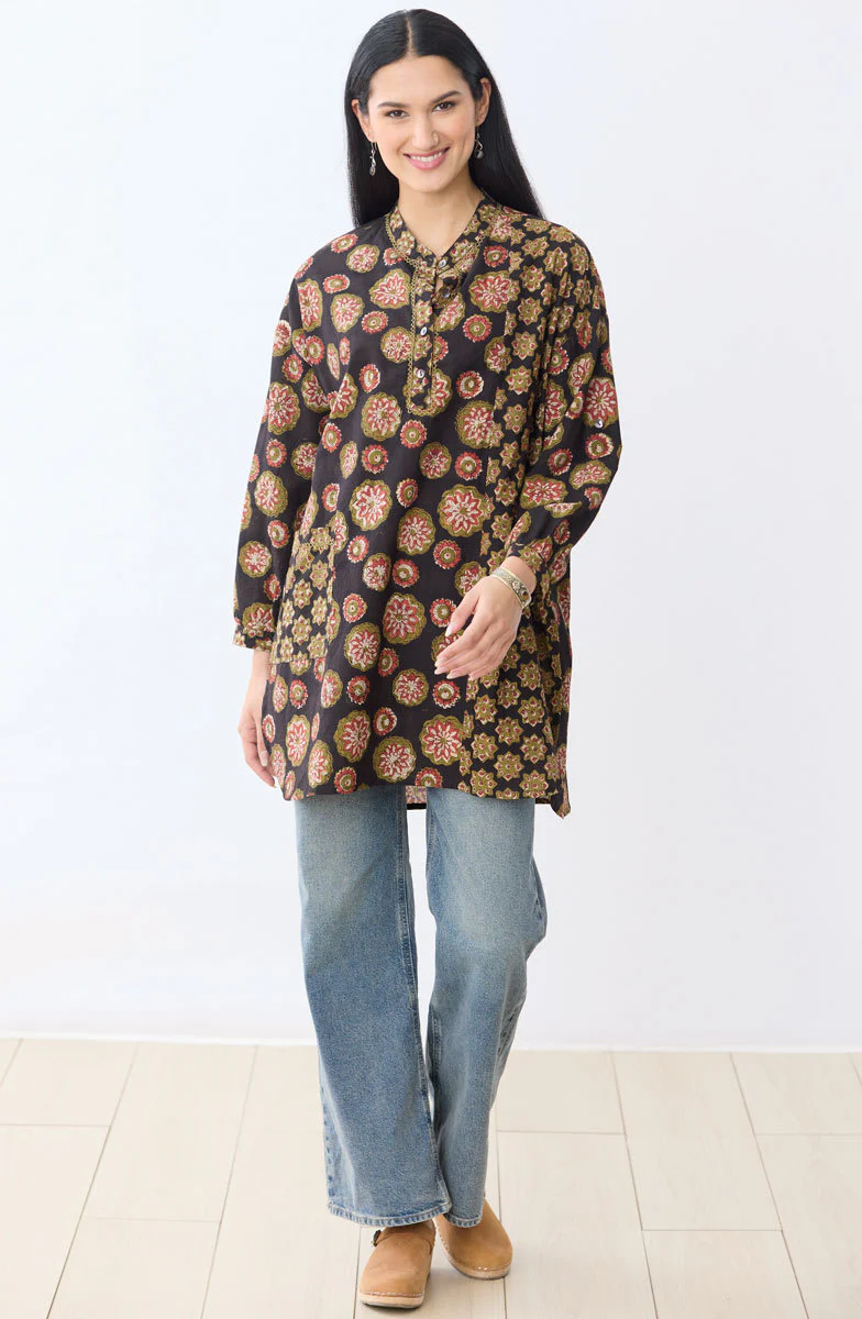 Taruni Band Collar Oversized Shirt - Black/Multi - Image 5