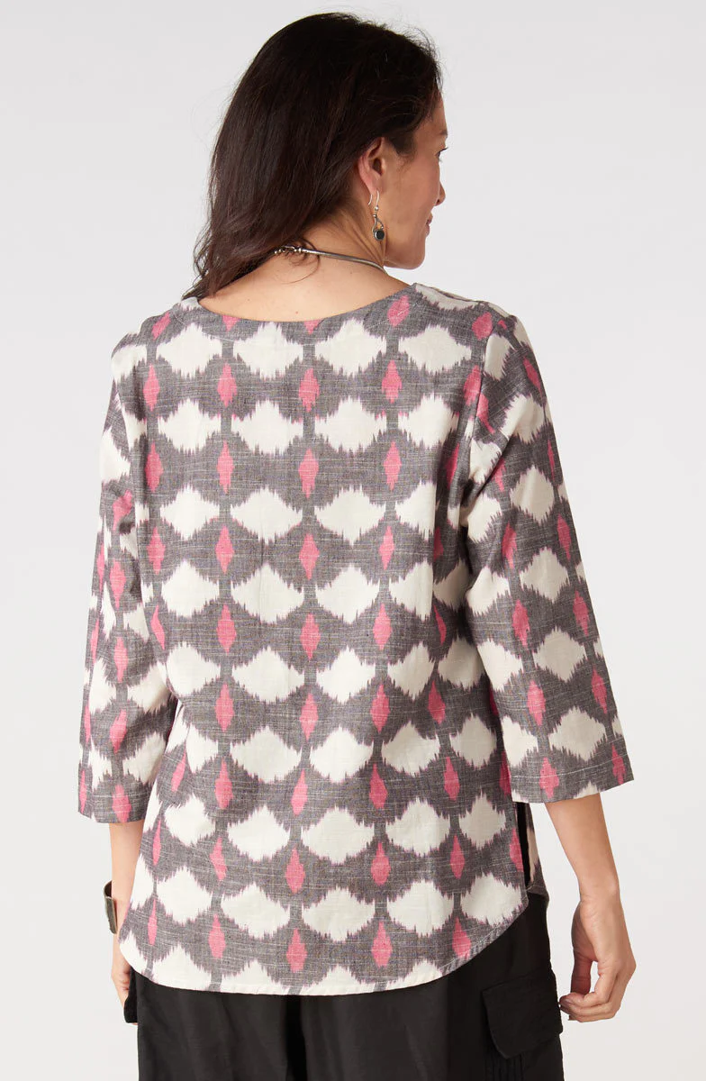 V-neck Divya 3/4-Sleeve Popover Top - Natural/Pink/Grey - Image 6